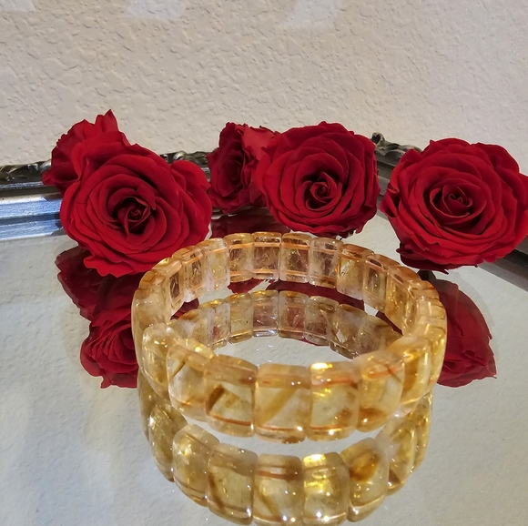 Citrine Crystal - Picture 1 of 2